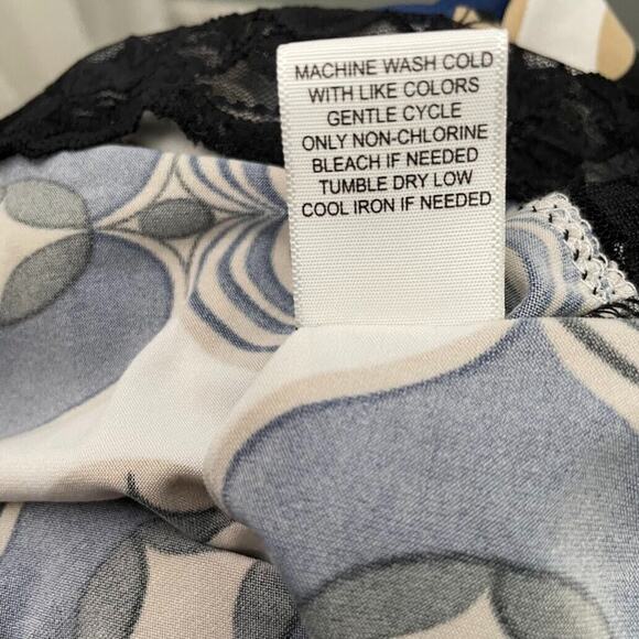 Maurices Size Small Spaghetti Strap Lace Trimmed Tank Top Cami Y2K - Picture 6 of 9